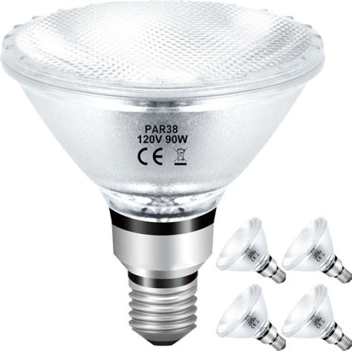 Are halogen bulbs hot