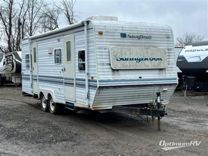 Are there any Sunnybrook travel trailers for sale?