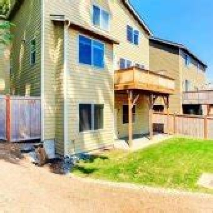 Are walkout basements more expensive