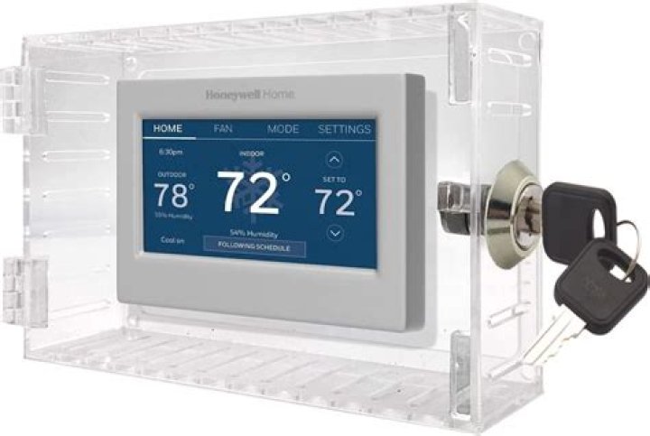 Can a 5 button thermostat work with a 4 button control box?