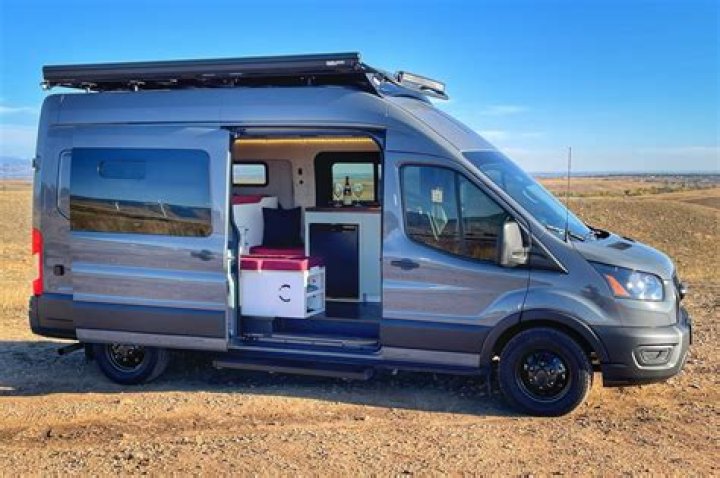 Can a Ford Econoline be converted to a camper?