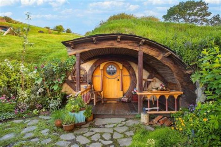 Can you live in Hobbiton