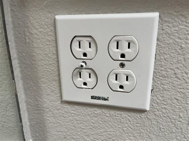 Do all GFCI outlets have buttons?
