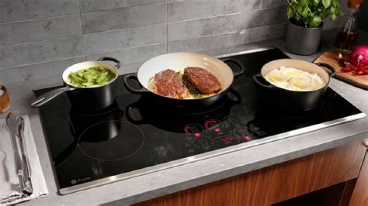 Does induction range need special outlet?