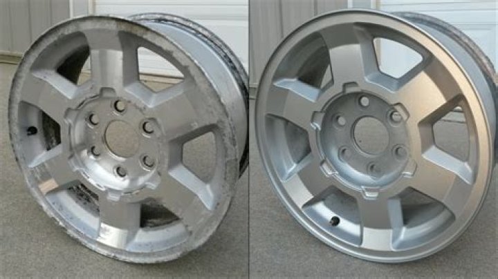 How do you fix tarnished aluminum rims?