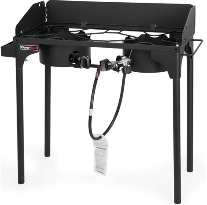 How do you prime a propane stove?