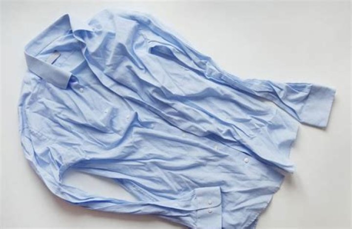 How do you UnWrinkle a shirt without an iron