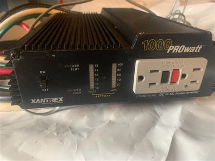 How does the Xantrex Pro Series power inverter work?