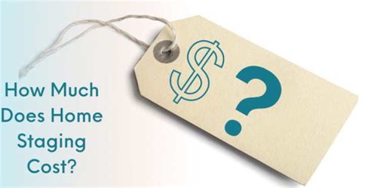 How much does a home stager make per year