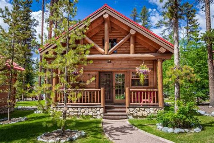 How much does it cost to build a 1500 sq ft log cabin