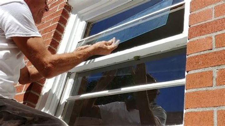 How to replace window glass
