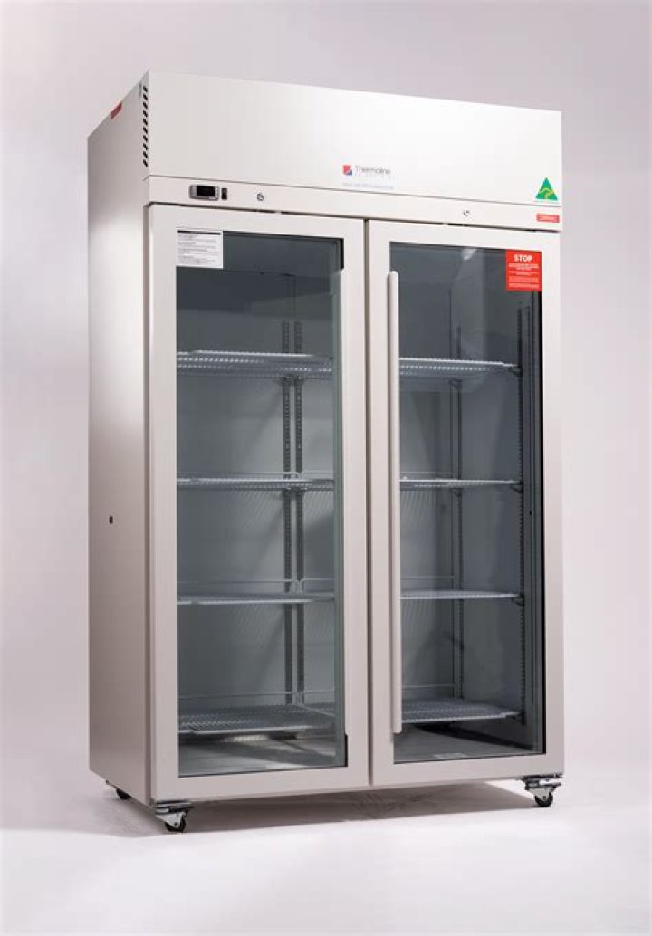 Is heat lost in a refrigerator?