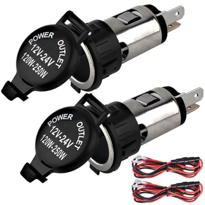 Is there a fuse for a cigarette lighter in a car?