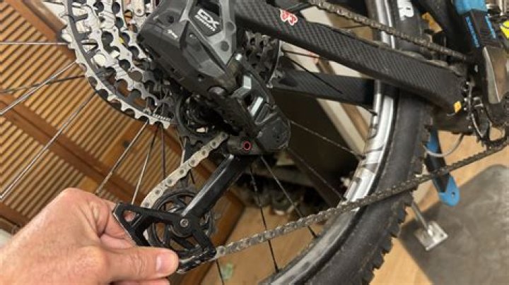 Question: How To Install Sram Chain