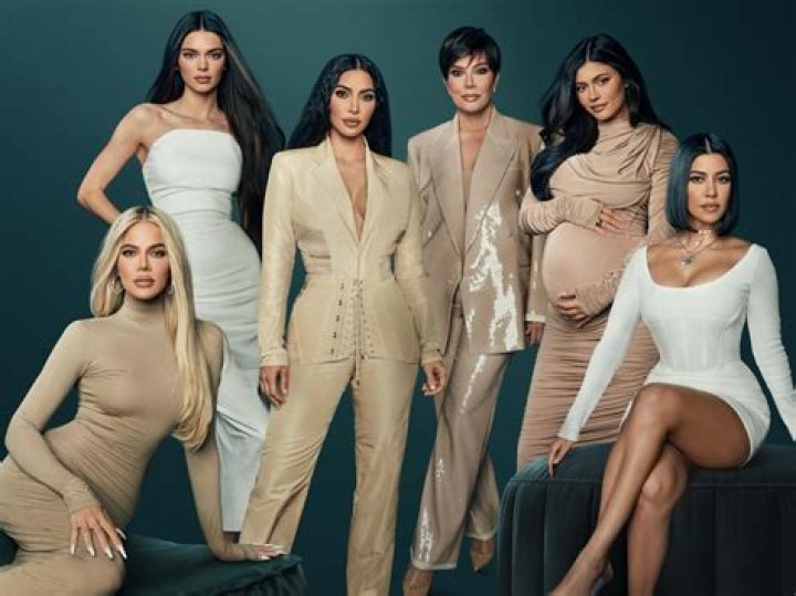 Question: What Order Does The Kardashian Shows Go In