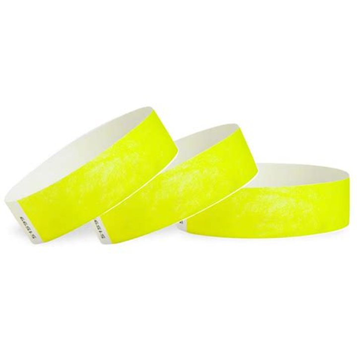 What are the yellow wristbands for in MLB