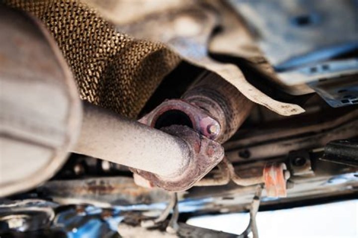 What can a leaking exhaust system cause?