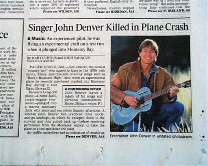 What caused John Denvers airplane to crash
