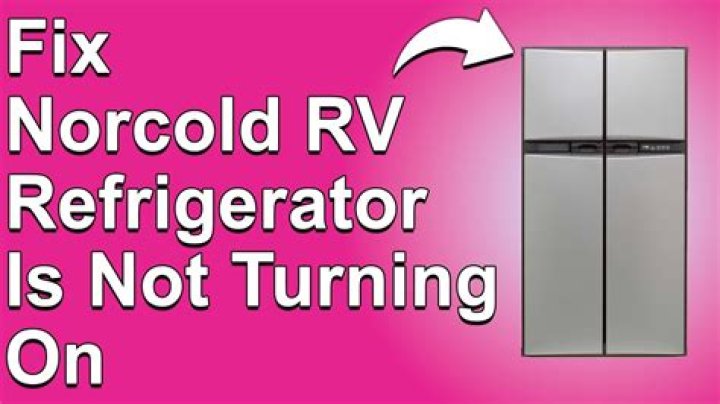What does fault code F mean on Norcold refrigerator?