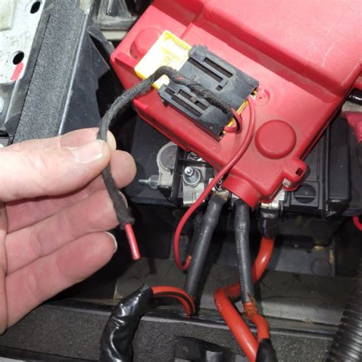 What does the battery wire connect to?