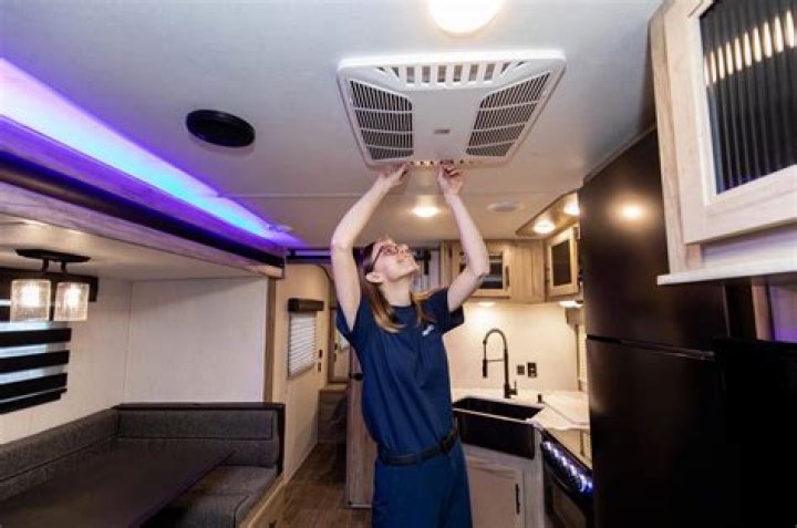 What happens if your RV air conditioner is not working?