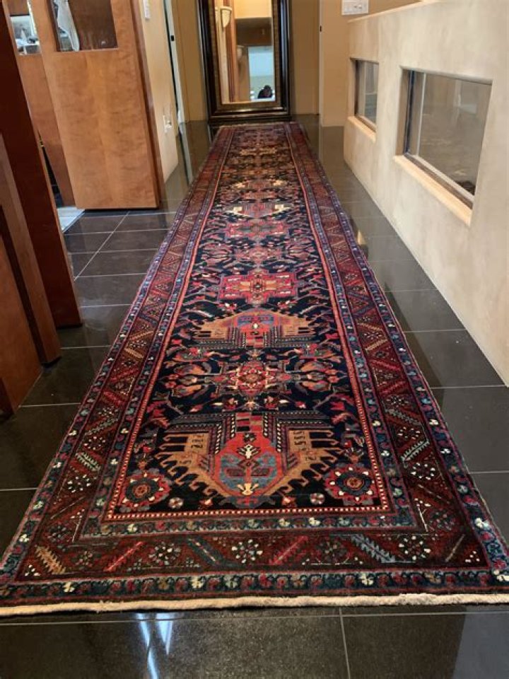 What is runner rug