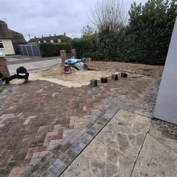 What to use to repair lift and relay block paving?