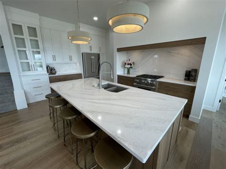 Who invented quartz countertops