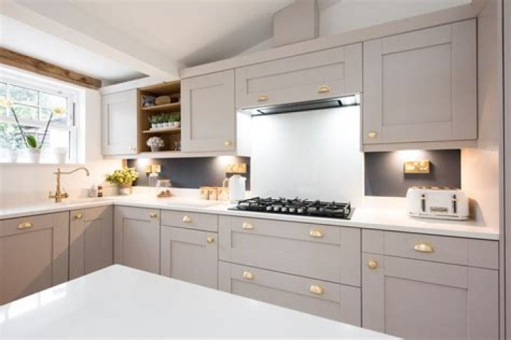 Who is the best electrical contractor for a kitchen?