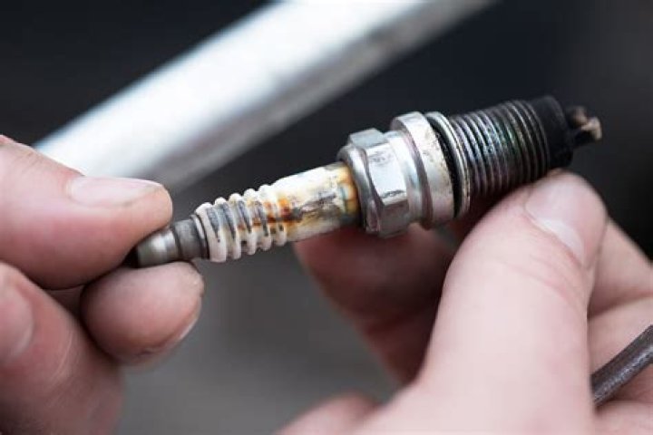 Will a cracked spark plug still work